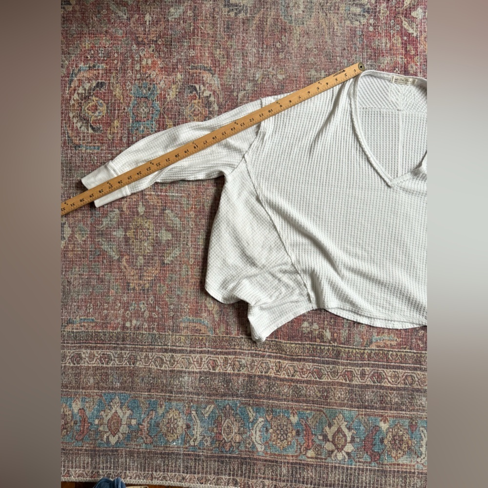 We the Free Coraline Thermal waffle White Long Soeeve Deep V neck SMALL - Picture 4 of 9